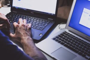 Qu'est-ce que l'auto-plagiat et comment l'éviter ?